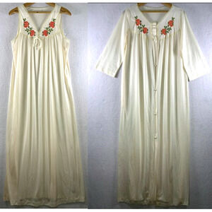 Vintage Lorraine Peignoir Nightgown Robe 2pc Set Sz M Ivory Embroidered Floral